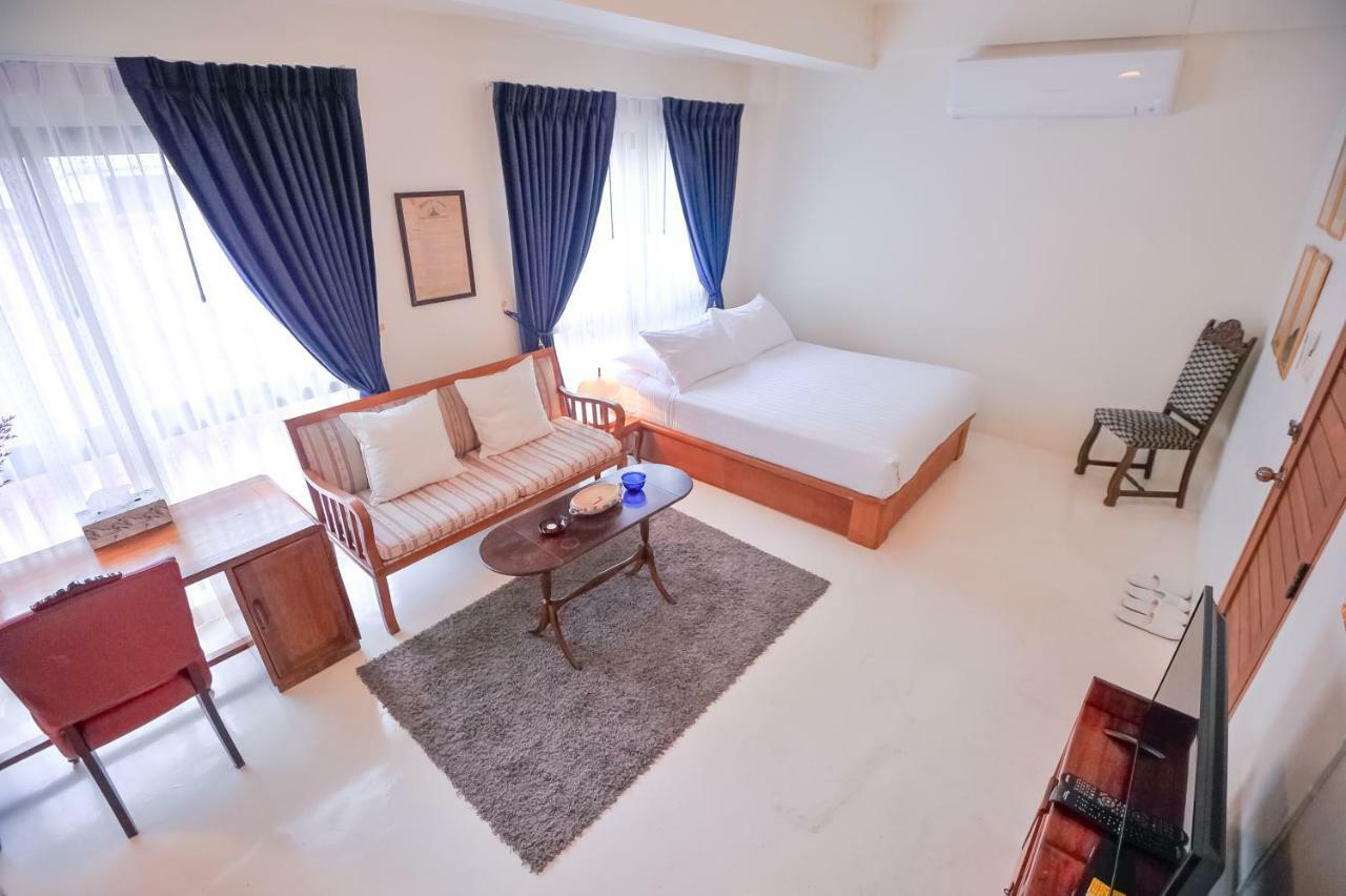 Vimala Residence (Adults Only) Bangkok Ngoại thất bức ảnh