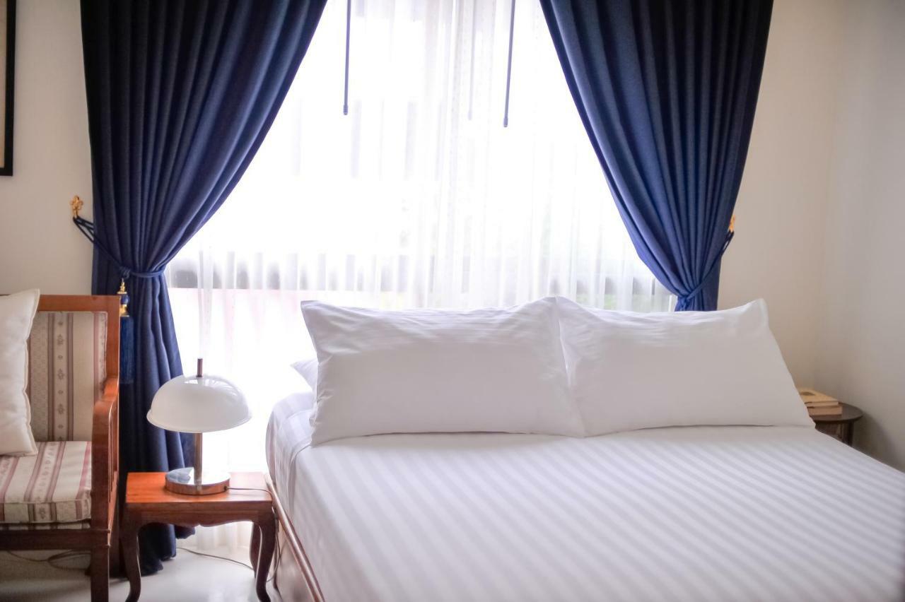 Vimala Residence (Adults Only) Bangkok Ngoại thất bức ảnh