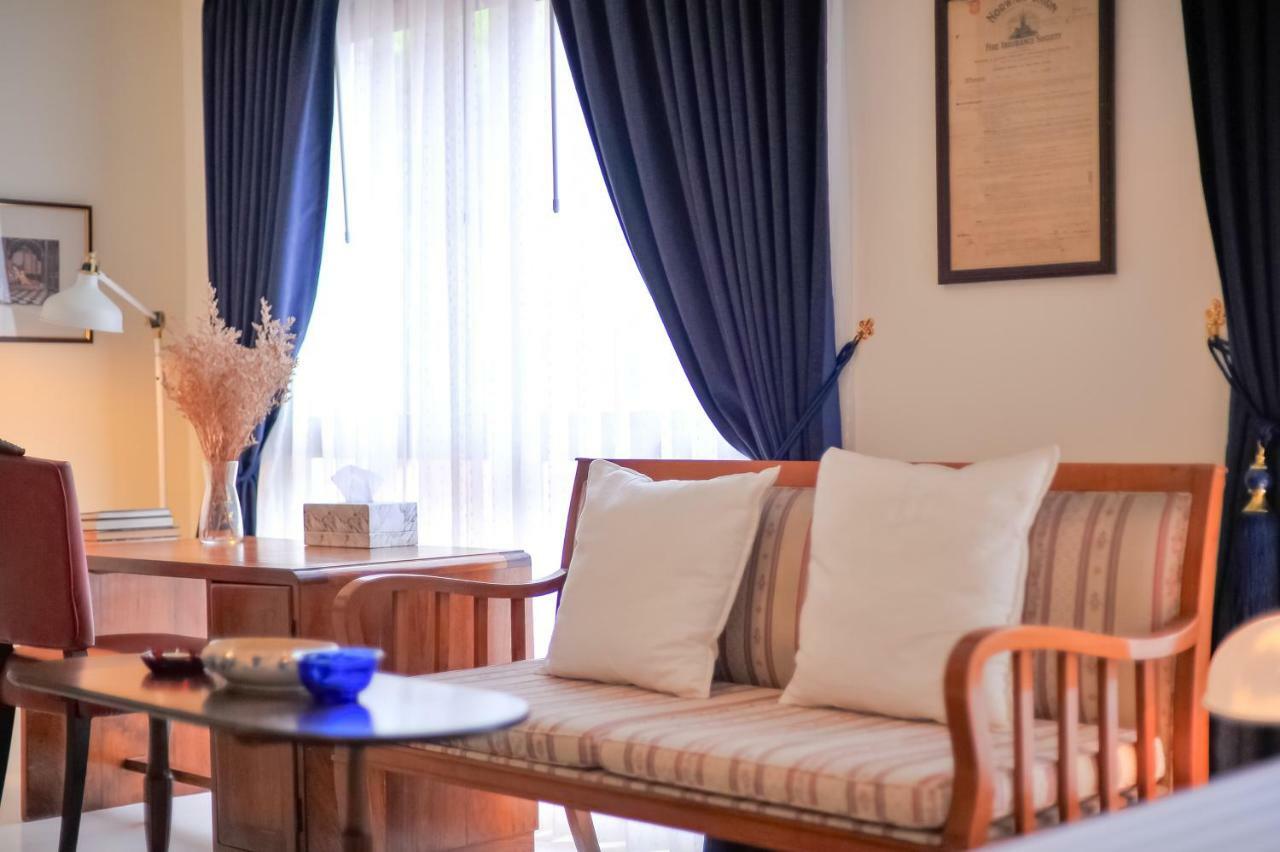 Vimala Residence (Adults Only) Bangkok Ngoại thất bức ảnh