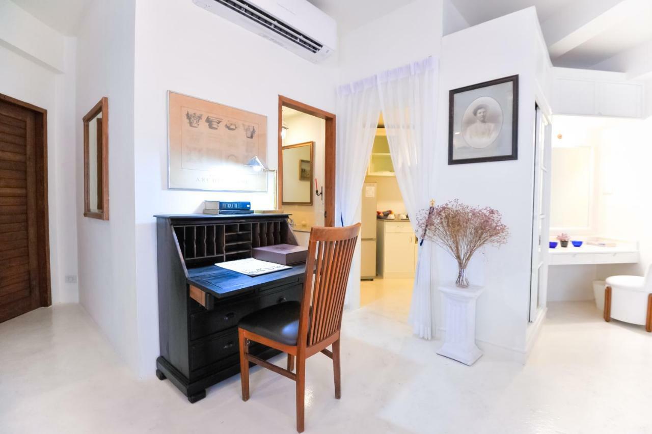 Vimala Residence (Adults Only) Bangkok Ngoại thất bức ảnh