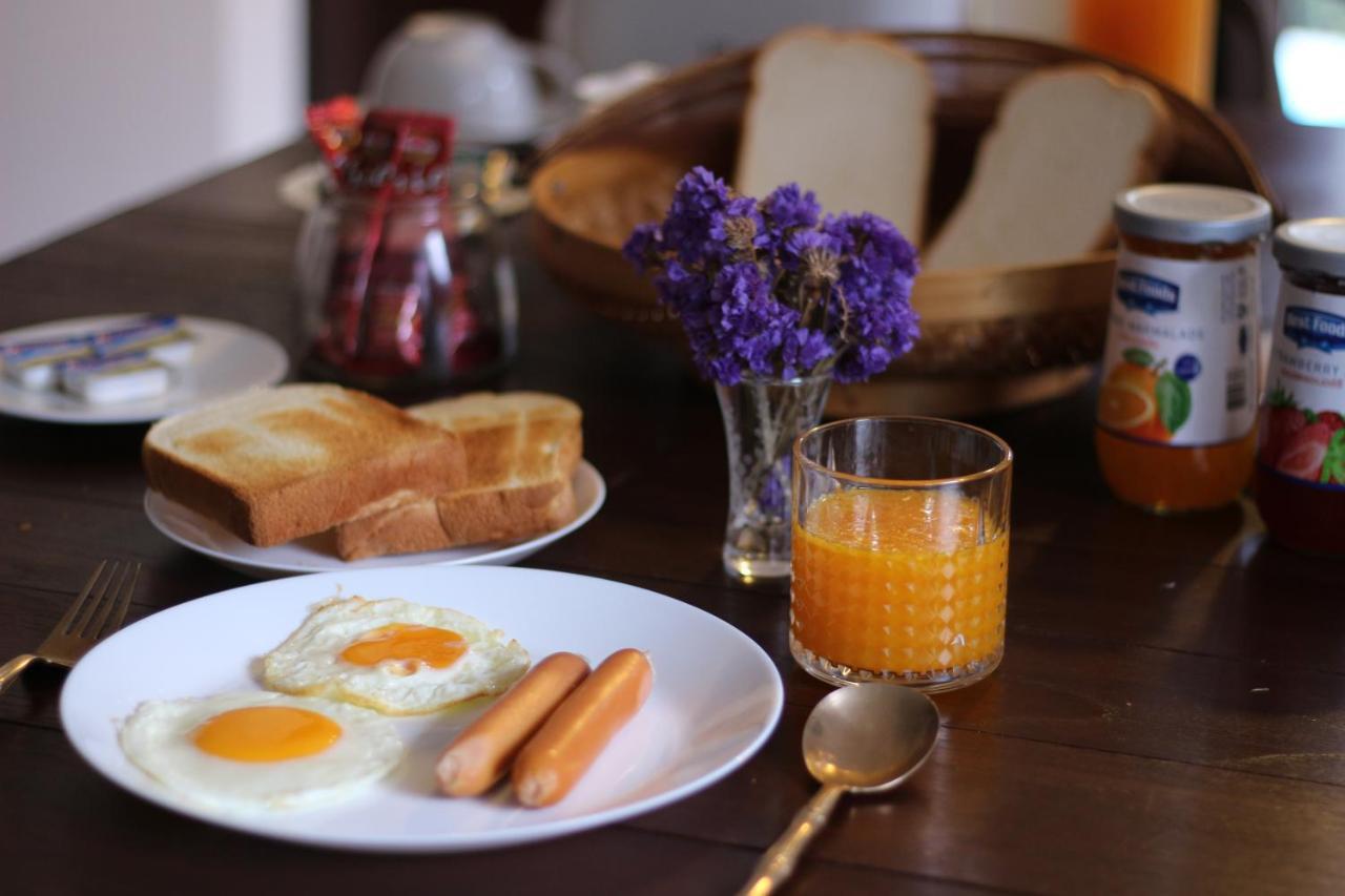 Vimala Residence (Adults Only) Bangkok Ngoại thất bức ảnh